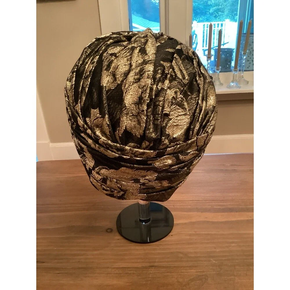 VINTAGE 1960s DON ANDERSON METALLIC BLACK GOLD PLEATED TURBAN HAT ROSES